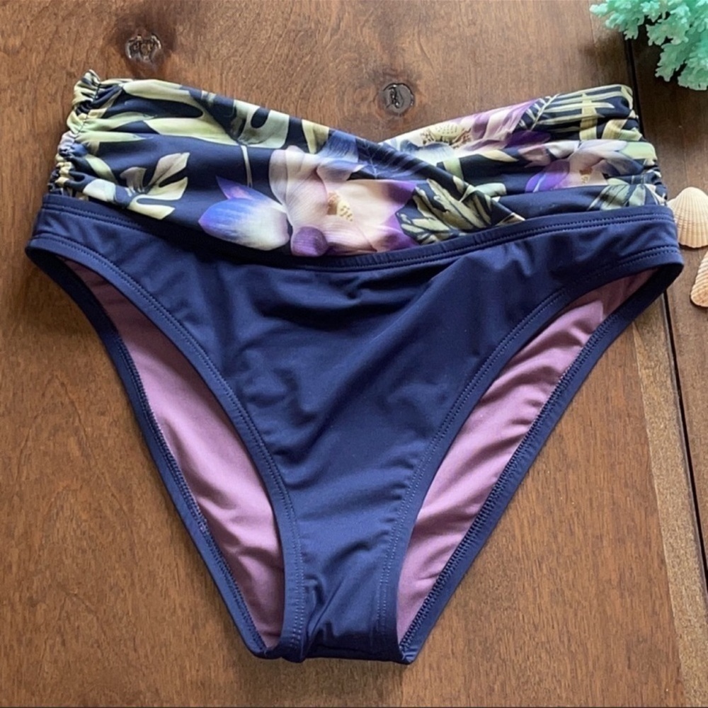 NWT Quint Soul Blue Floral Swim Bottoms Sz. S